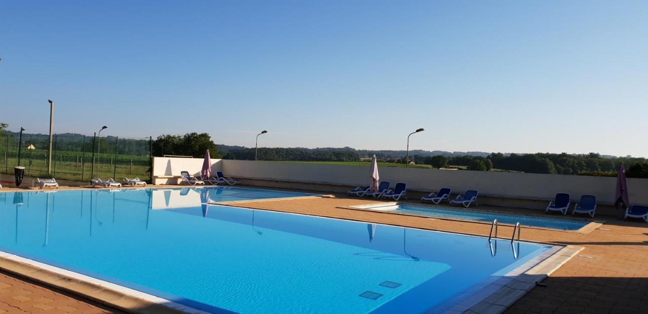 Camping Paradis De Maillac Sainte-Nathalene Ngoại thất bức ảnh